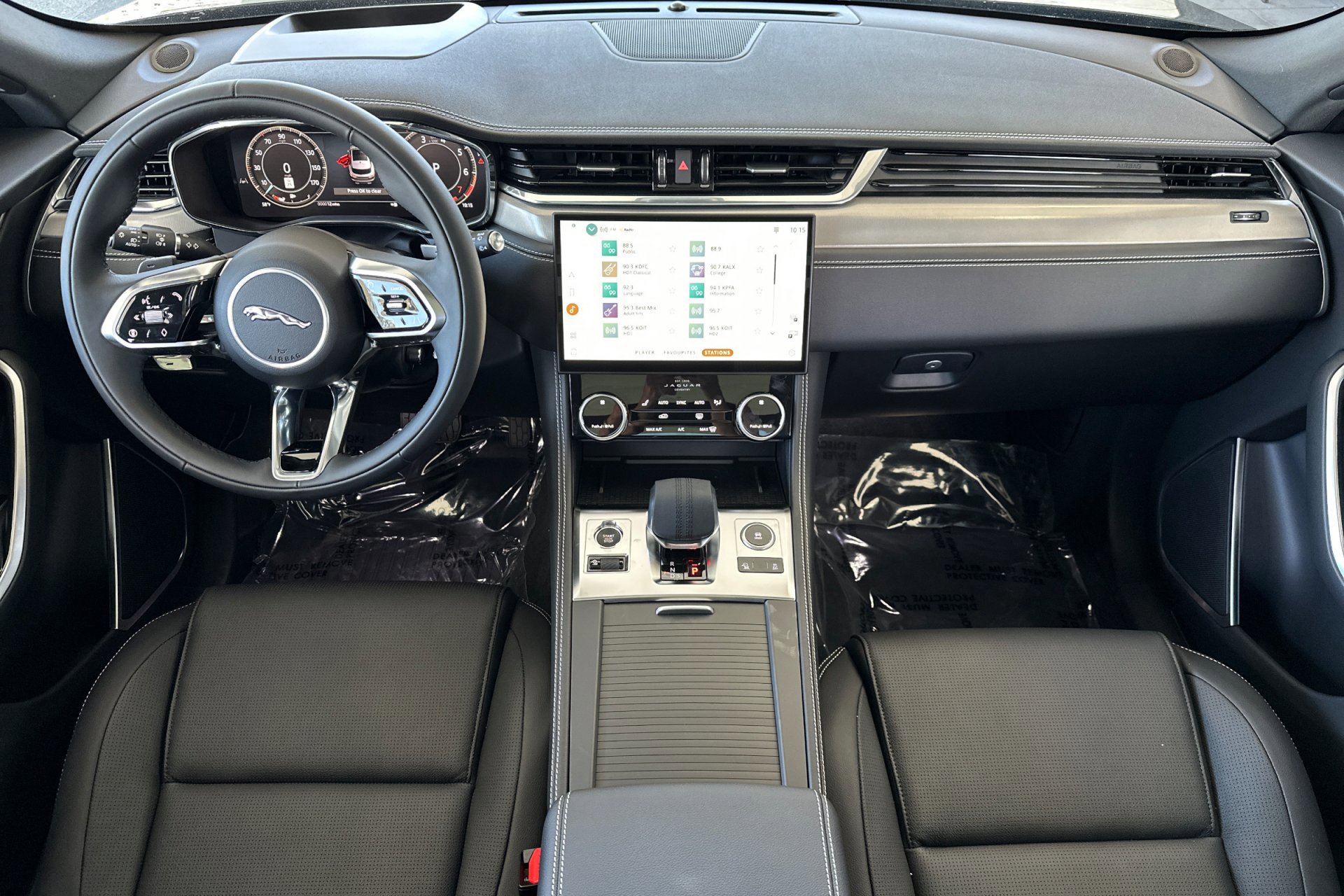 2026 Jaguar F-PACE P250 R-Dynamic S photo 3