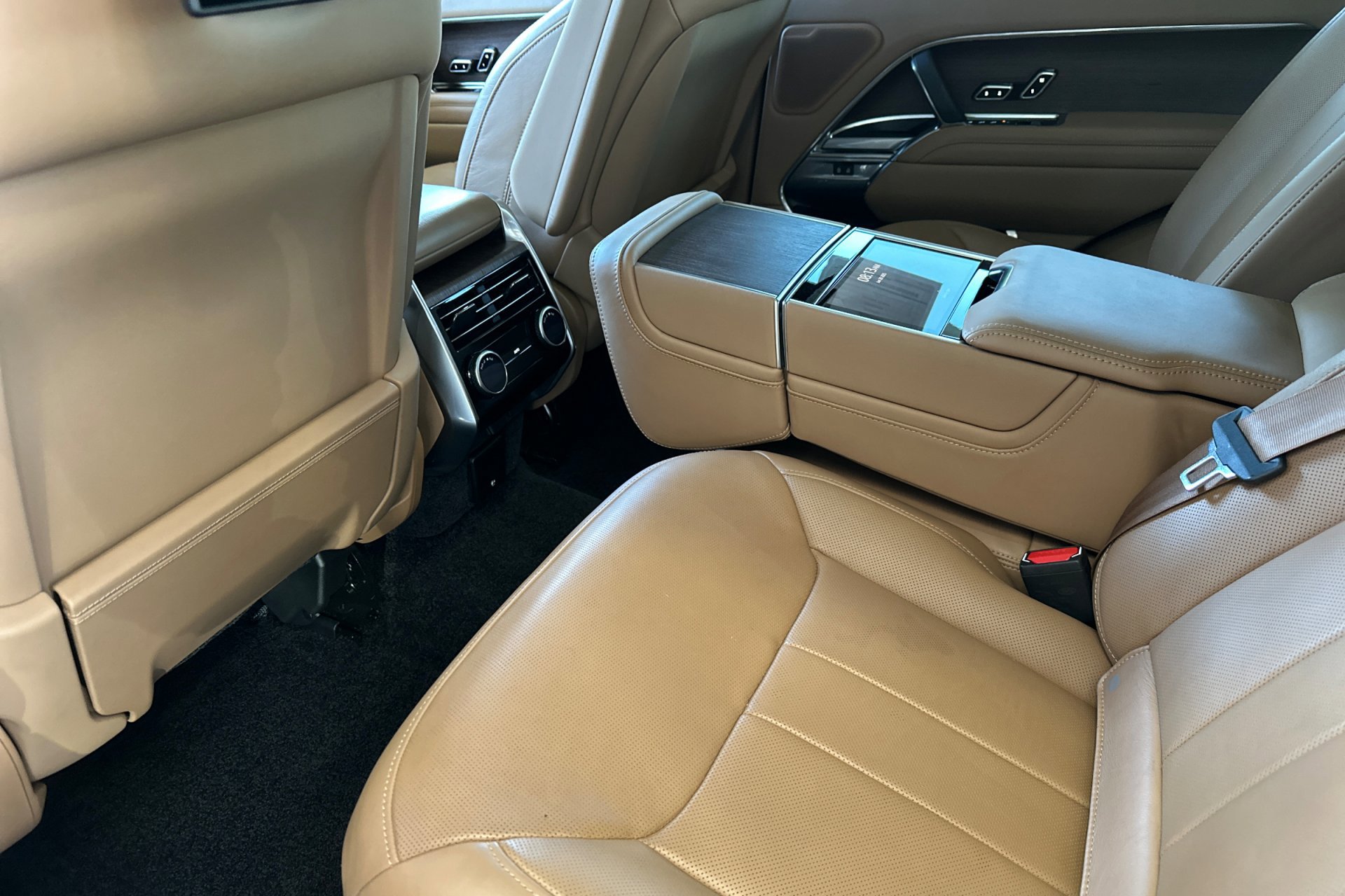 2023 Land Rover Range Rover Autobiography photo 4