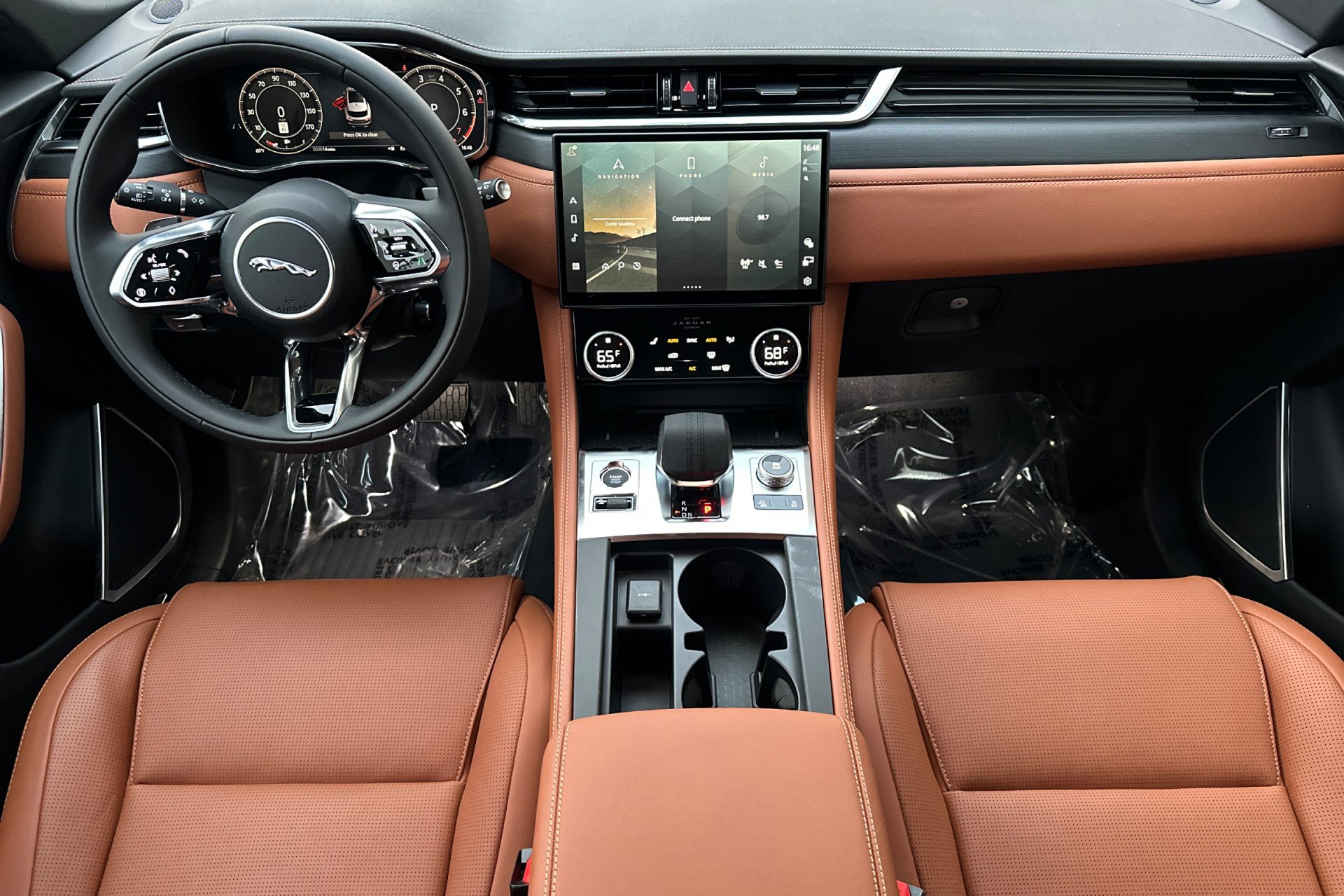 2026 Jaguar F-PACE P250 R-Dynamic S photo 3