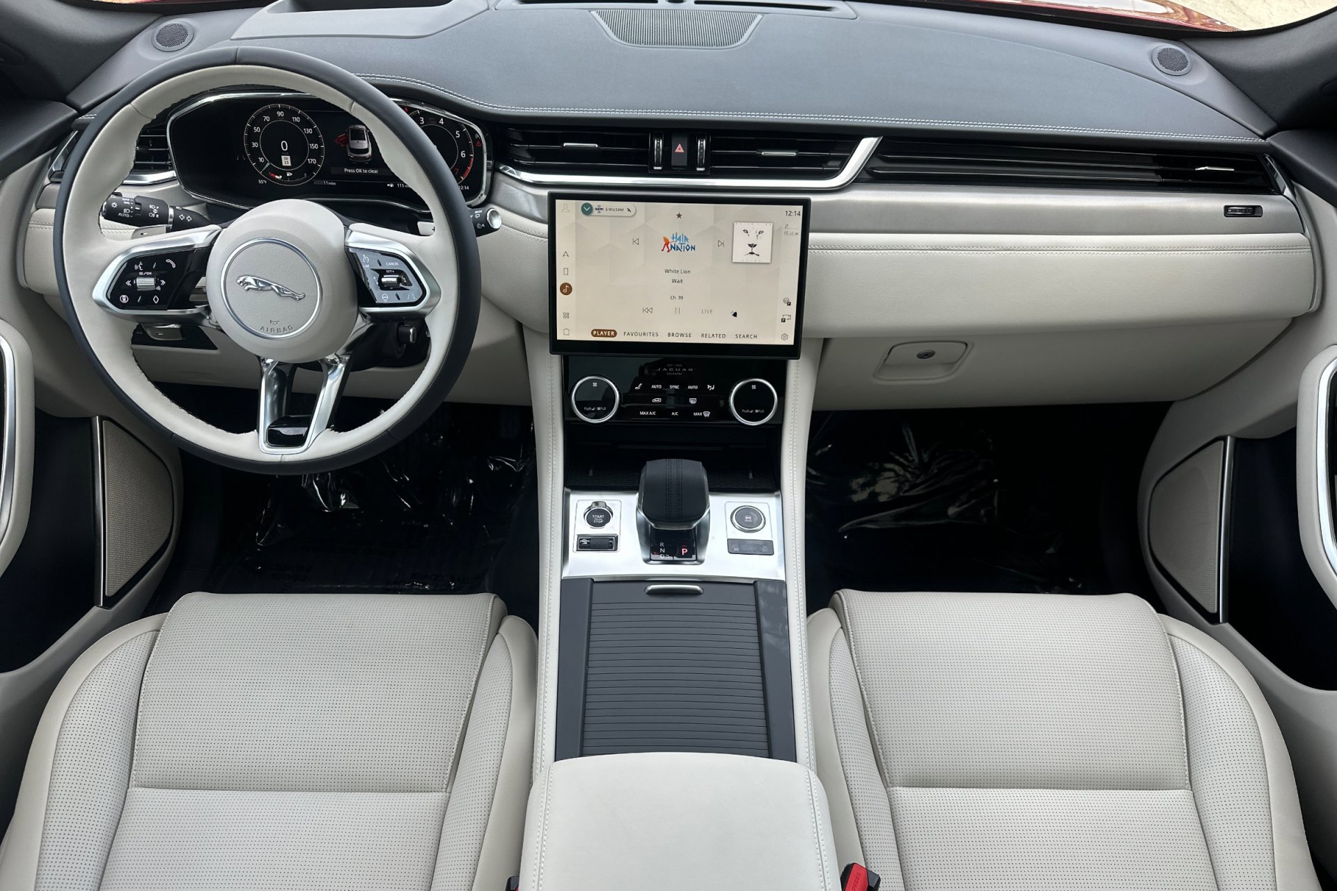 2026 Jaguar F-PACE P250 R-Dynamic S photo 3