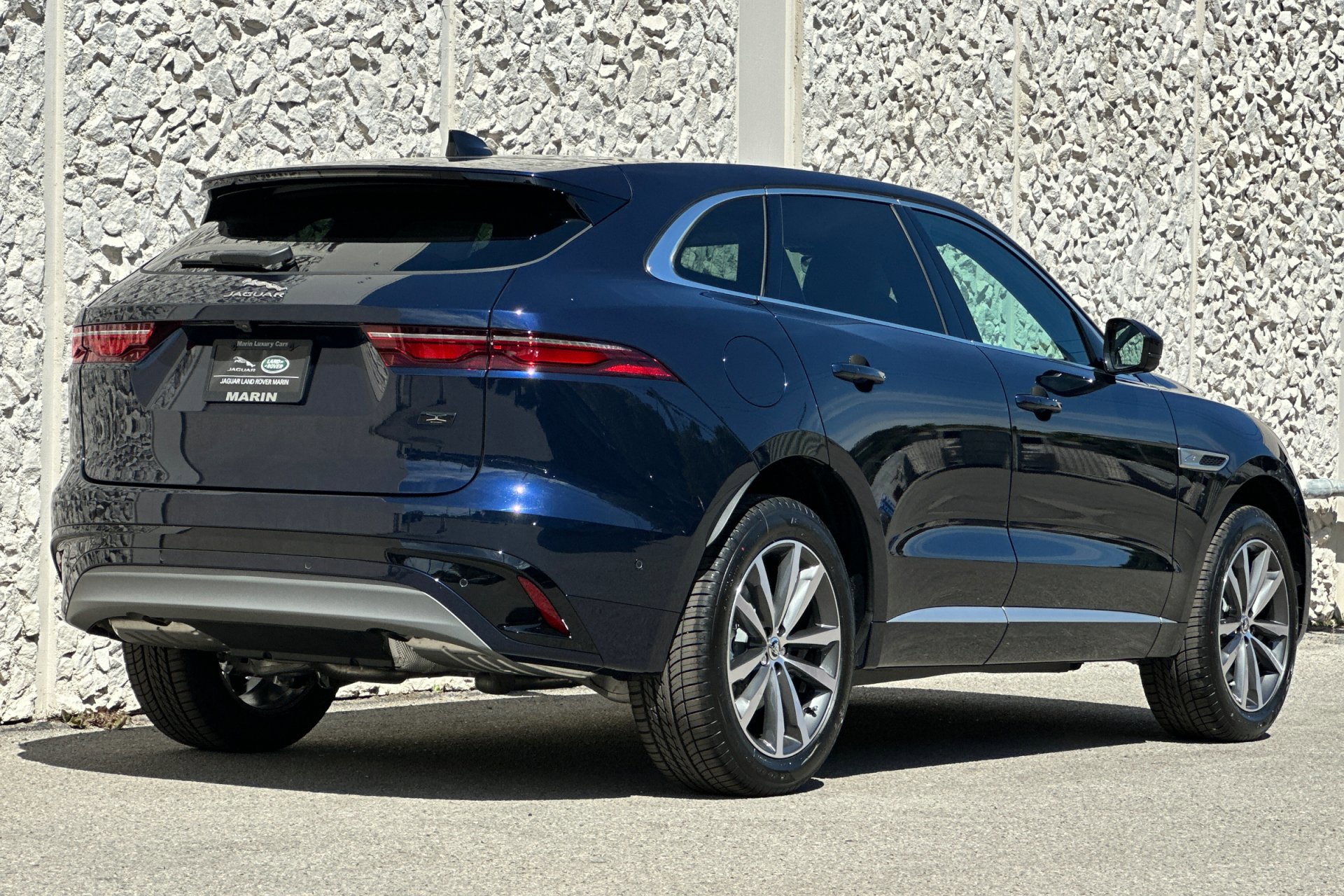 2026 Jaguar F-PACE P250 R-Dynamic S photo 2