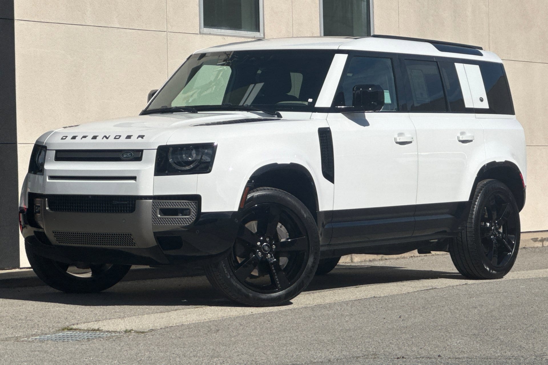 2022 Land Rover Defender X-Dynamic HSE