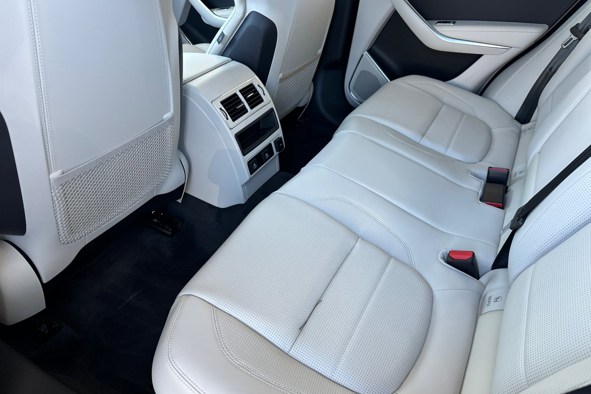 2026 Jaguar F-PACE P250 R-Dynamic S photo 2