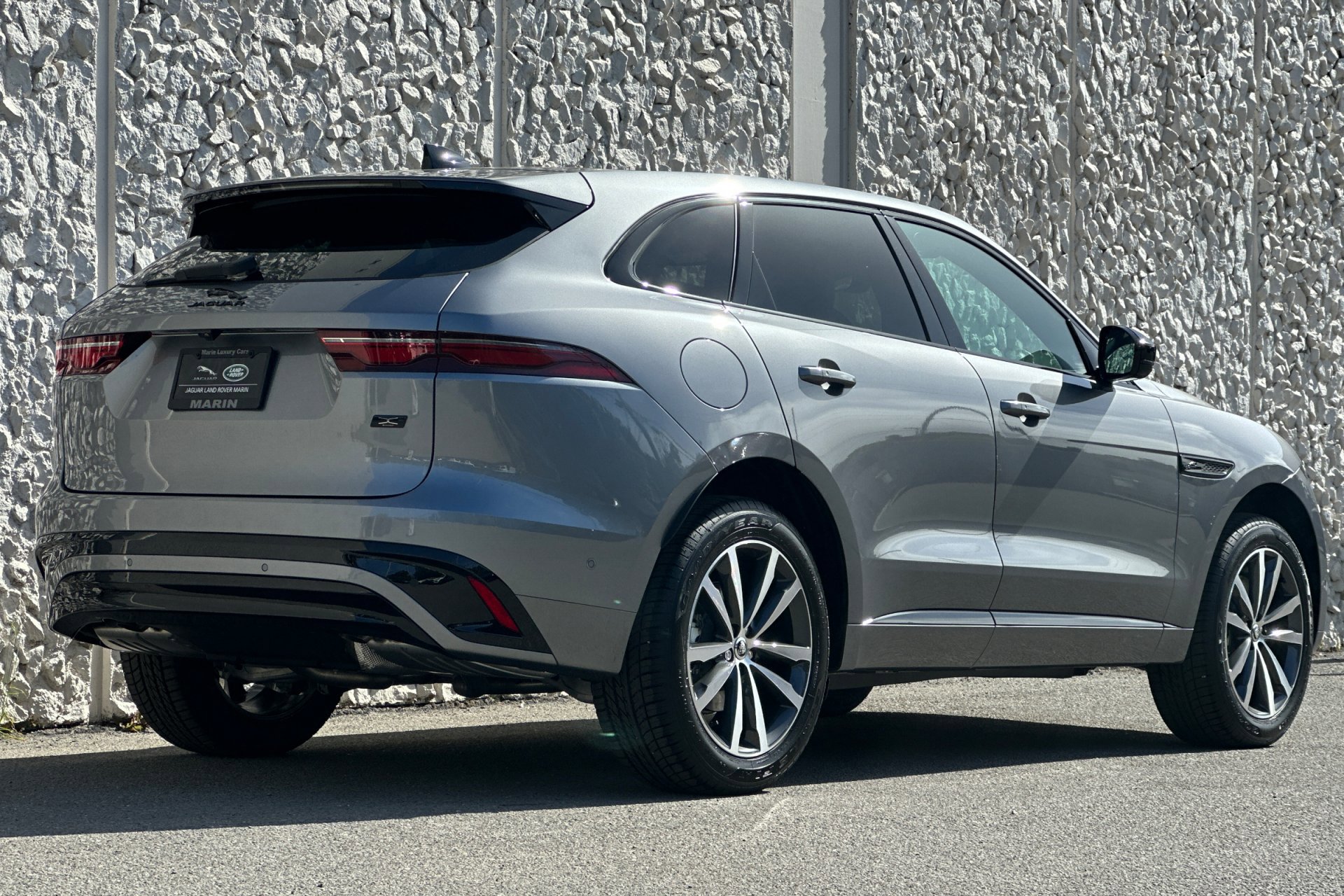 2026 Jaguar F-PACE P250 R-Dynamic S photo 2