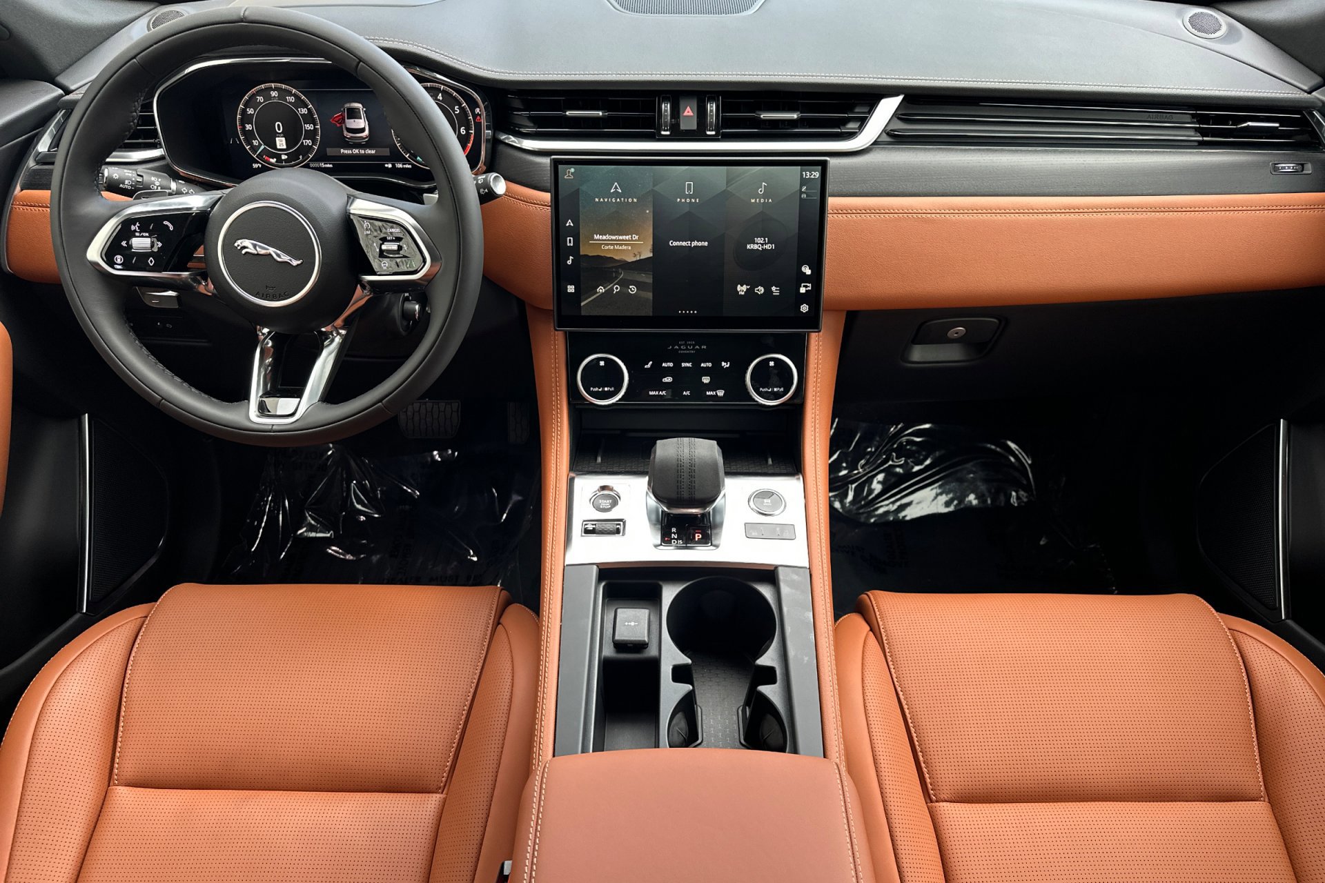 2026 Jaguar F-PACE P250 R-Dynamic S photo 3