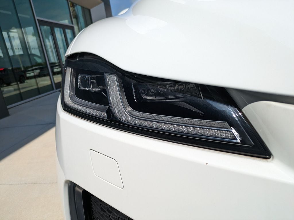 2026 Jaguar F-Pace R-Dynamic S - Photo 10