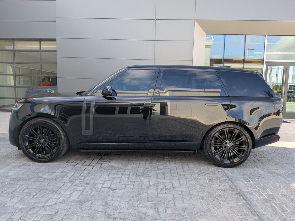 Certified 2024 Land Rover Range Rover P400 SE 7 Seat SUV