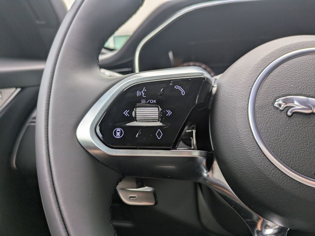 2026 Jaguar F-Pace R-Dynamic S - Photo 26
