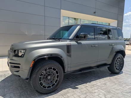 2025 Land Rover Defender 110 OCTA SUV