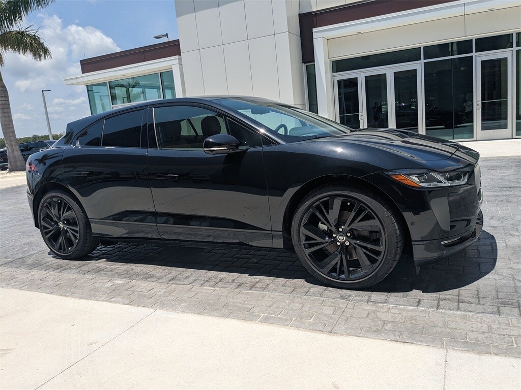 2024 Jaguar I-PACE EV400 HSE photo 2