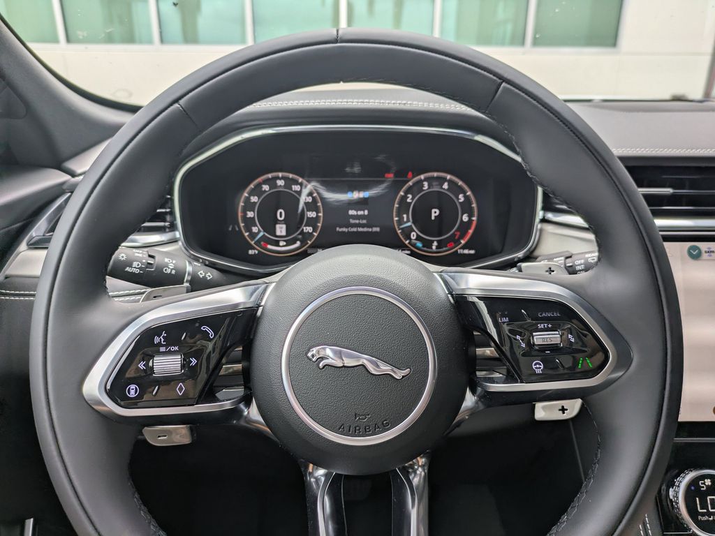 2026 Jaguar F-Pace R-Dynamic S - Photo 28