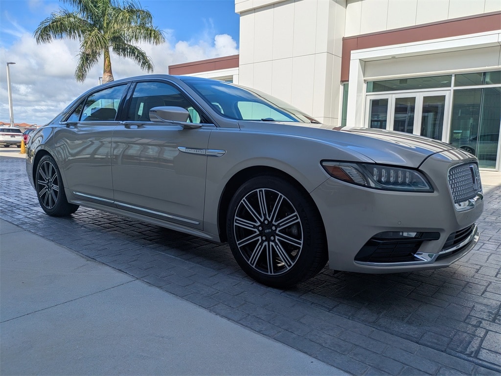 Used 2017 Lincoln Continental Reserve Sedan