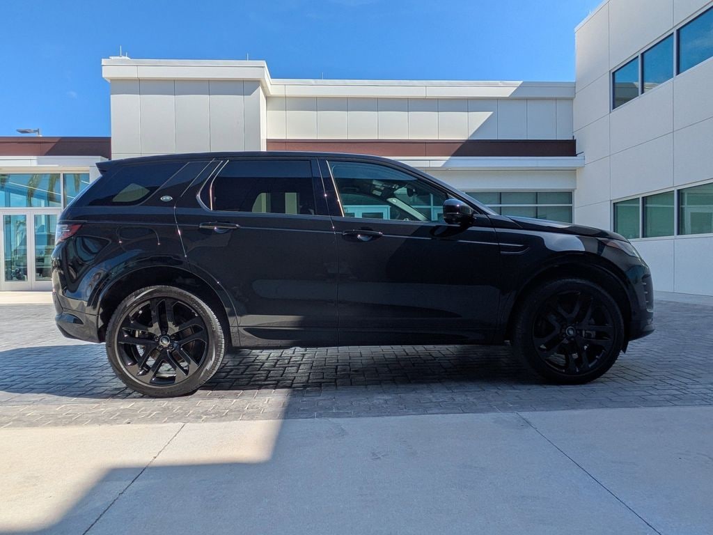 Used 2025 Land Rover Discovery Sport Dynamic SE SUV