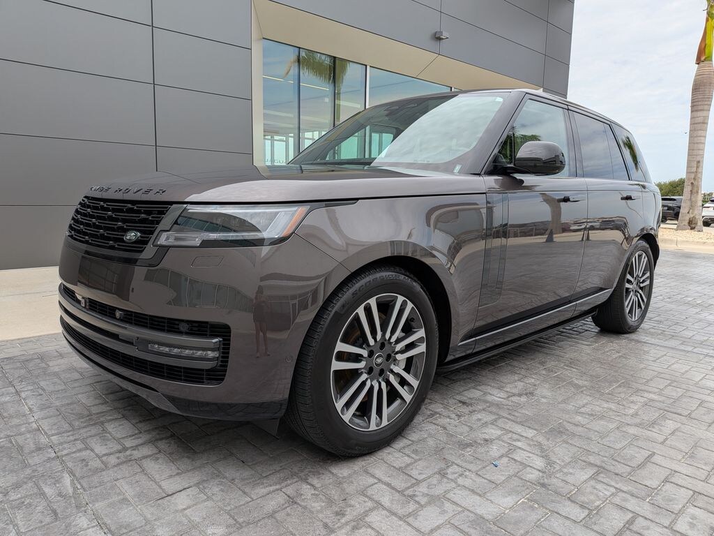 Certified 2025 Land Rover Range Rover P530 SE SUV
