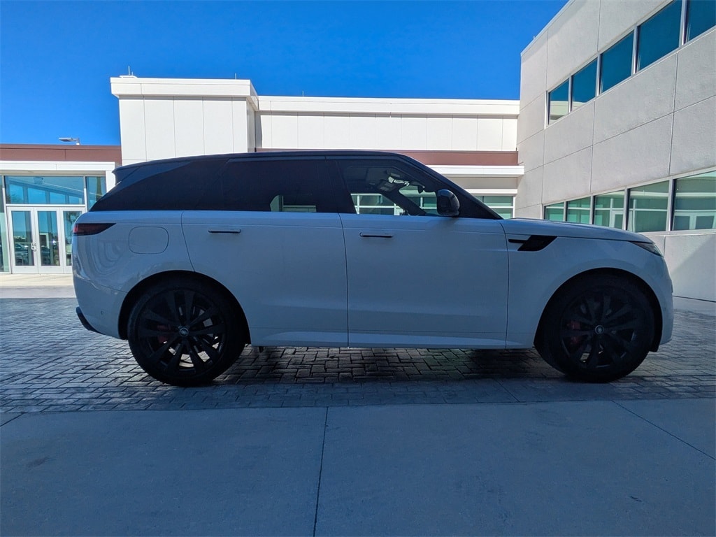 Used 2025 Land Rover Range Rover Sport P530 Dynamic SE SUV