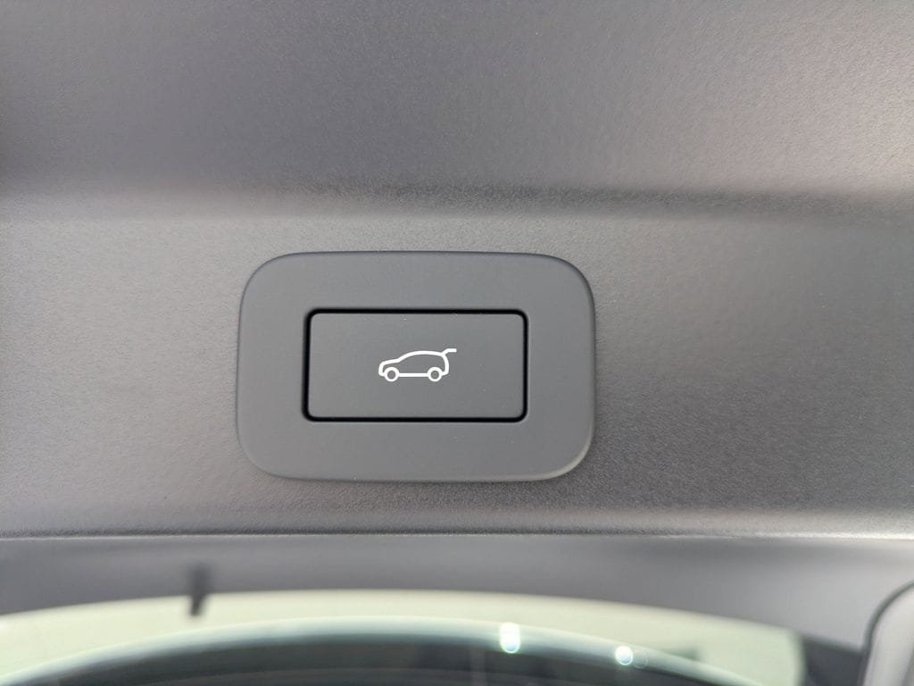 2026 Jaguar F-Pace R-Dynamic S - Photo 13