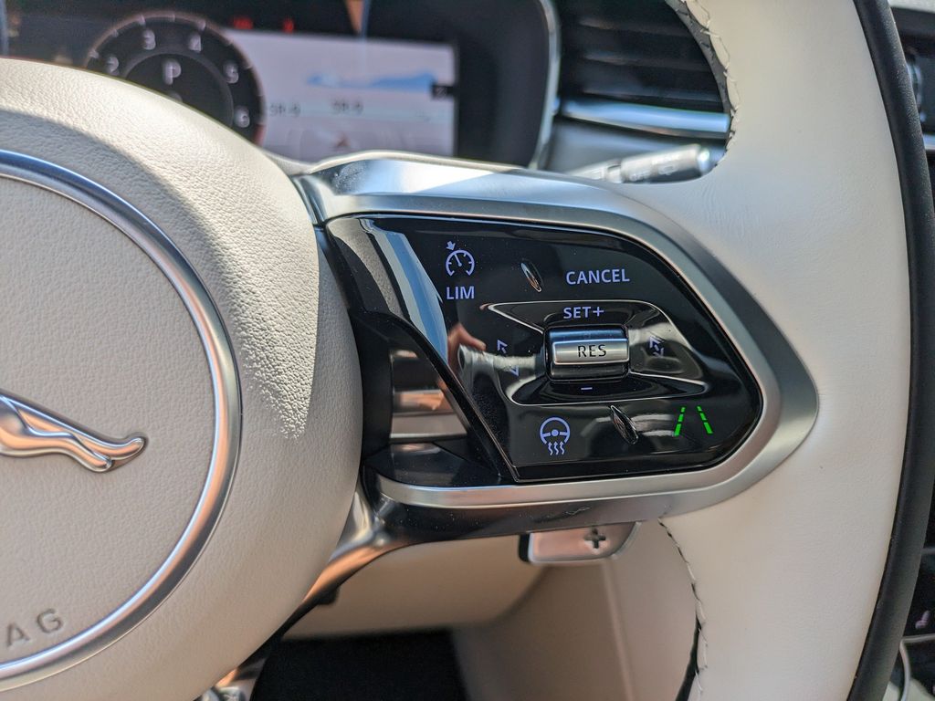 2026 Jaguar F-Pace R-Dynamic S - Photo 24