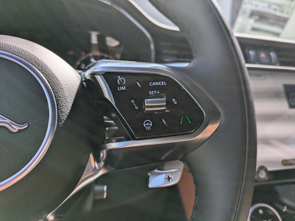 2026 Jaguar F-Pace R-Dynamic S - Photo 29