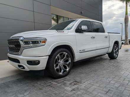 2022 Ram 1500 Limited Truck Crew Cab