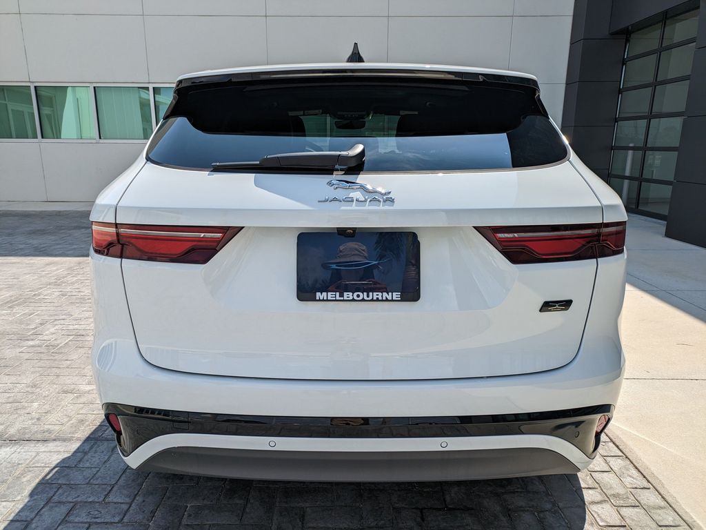2026 Jaguar F-Pace R-Dynamic S - Photo 7