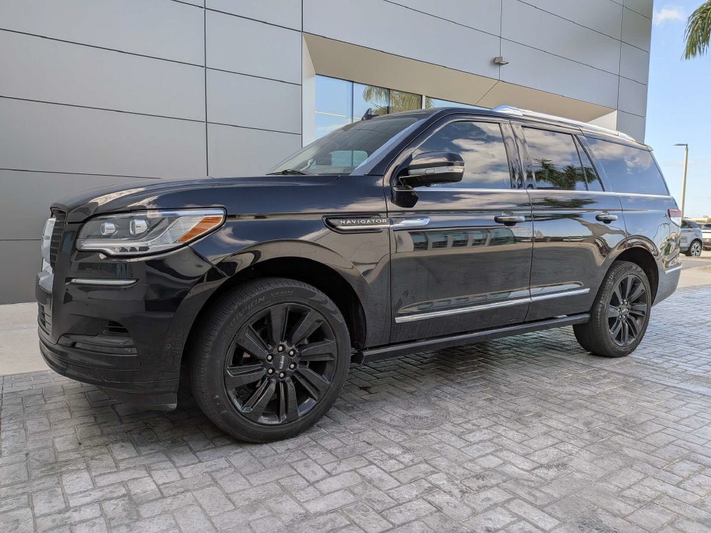 2023 Lincoln Navigator