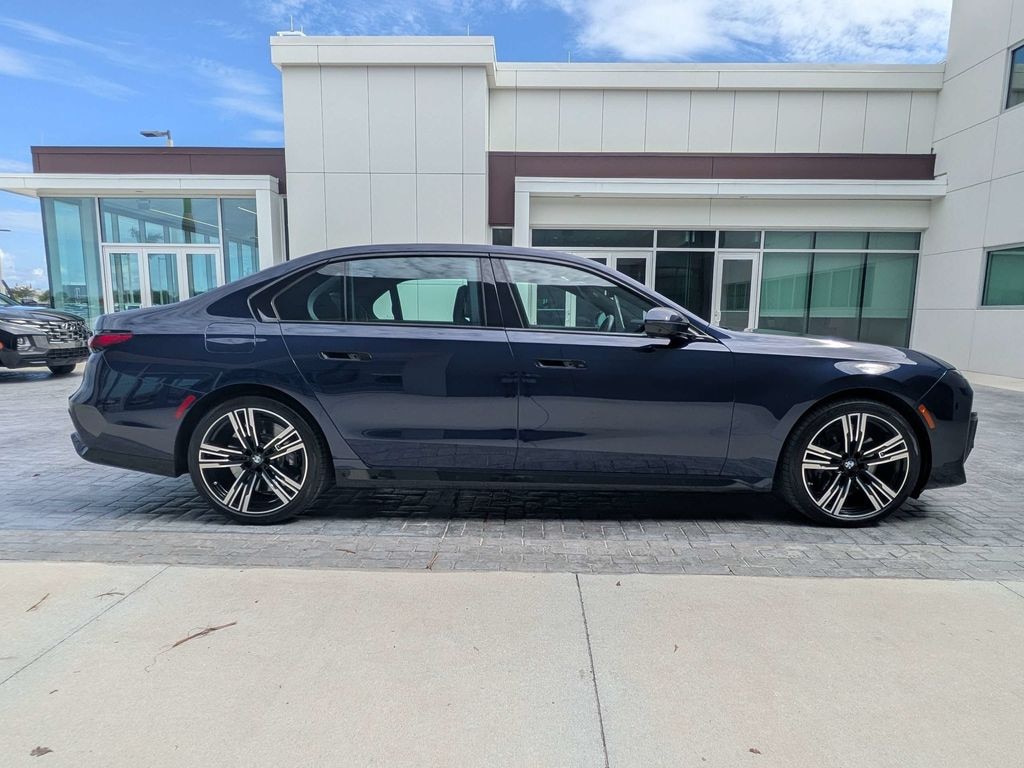 Used 2024 BMW 760i xDrive Sedan