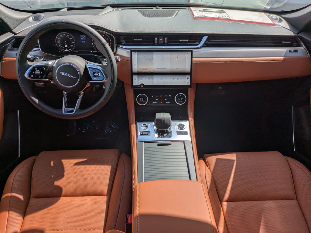2026 Jaguar F-Pace R-Dynamic S - Photo 17
