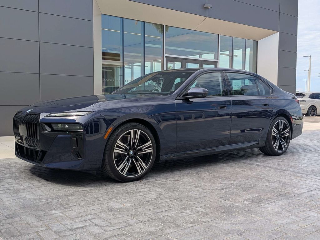 Used 2024 BMW 760i xDrive Sedan