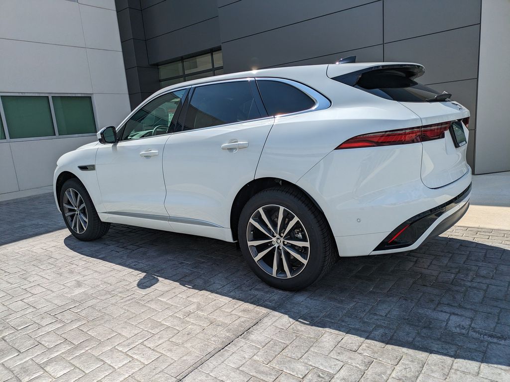 2026 Jaguar F-Pace R-Dynamic S - Photo 8