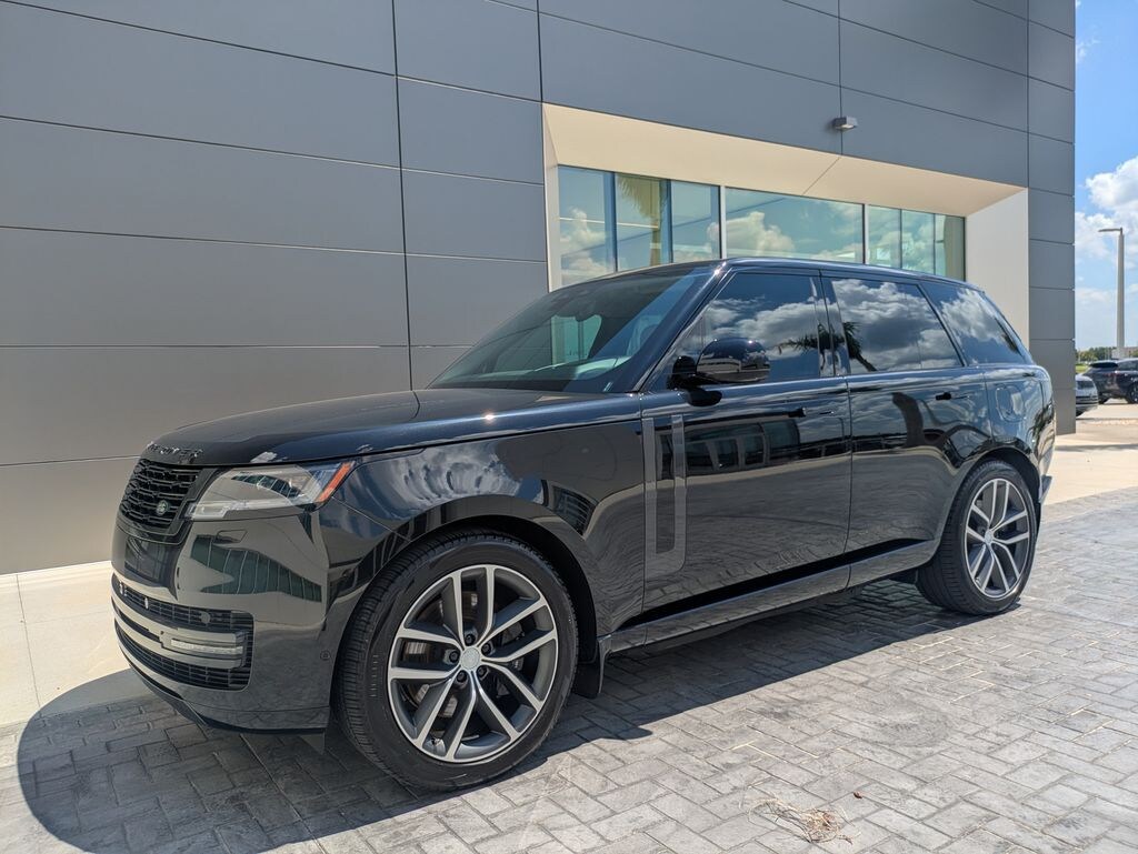 Certified 2025 Land Rover Range Rover P550e SE SUV