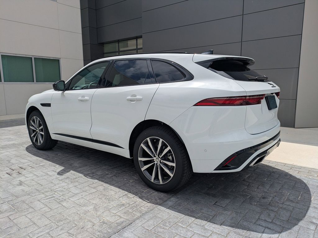 2026 Jaguar F-Pace R-Dynamic S - Photo 6