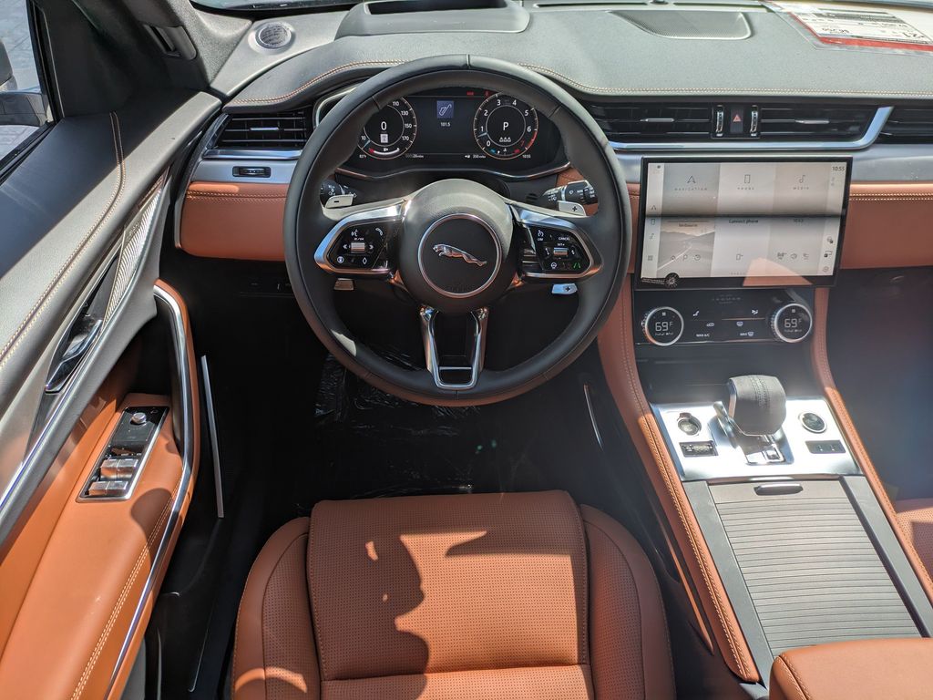 2026 Jaguar F-Pace R-Dynamic S - Photo 18