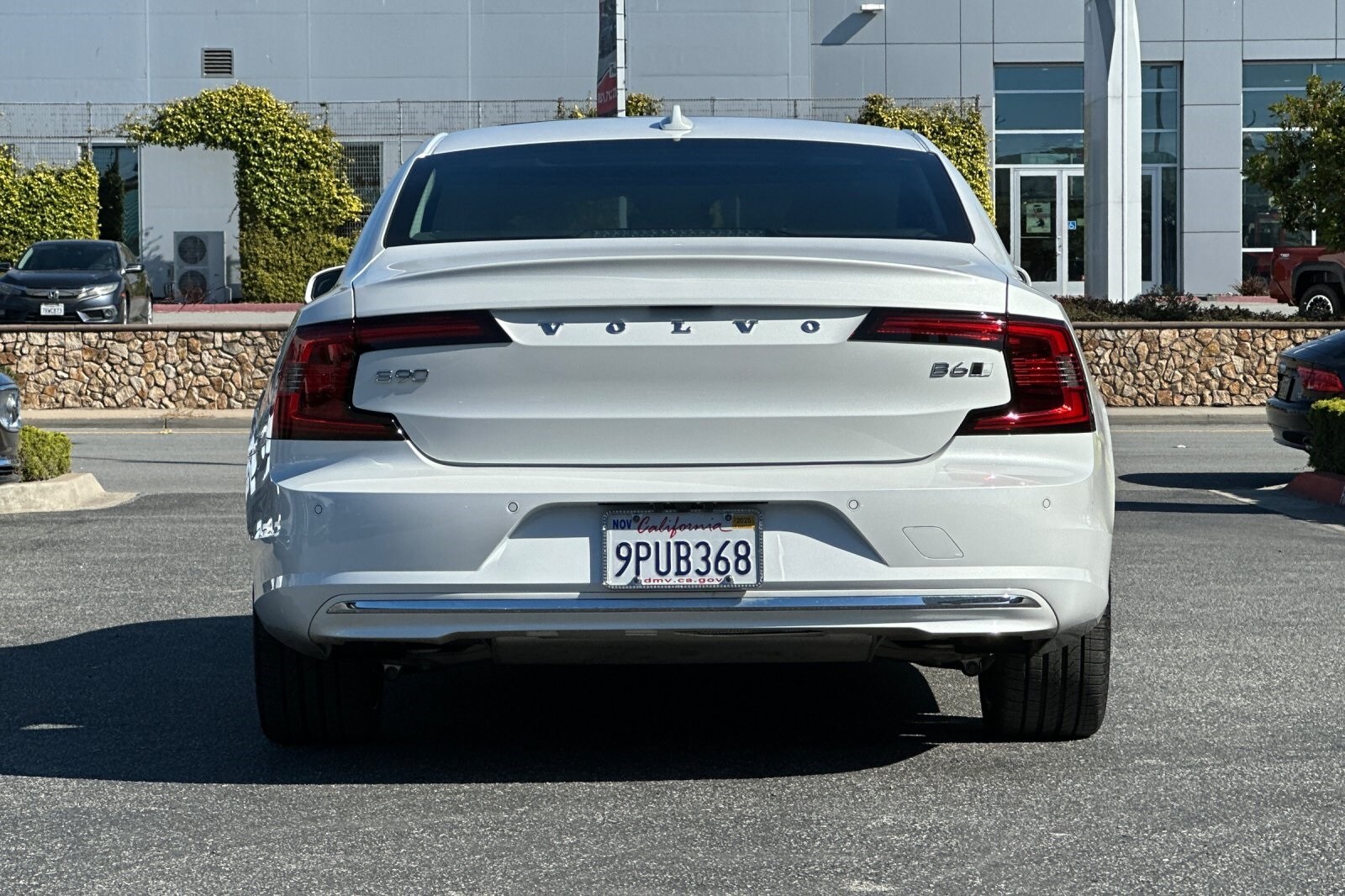 2023 Volvo S90 Plus photo 4