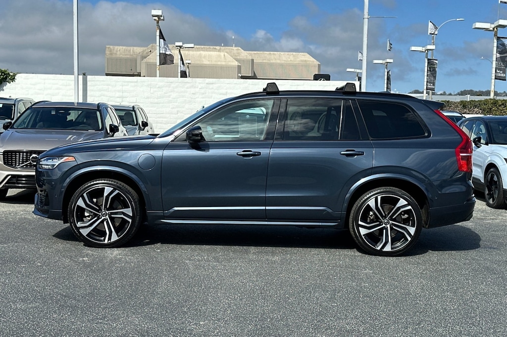 Used 2022 Volvo XC90 Recharge Plug-In Hybrid T8 R-Design 7 Passenger SUV
