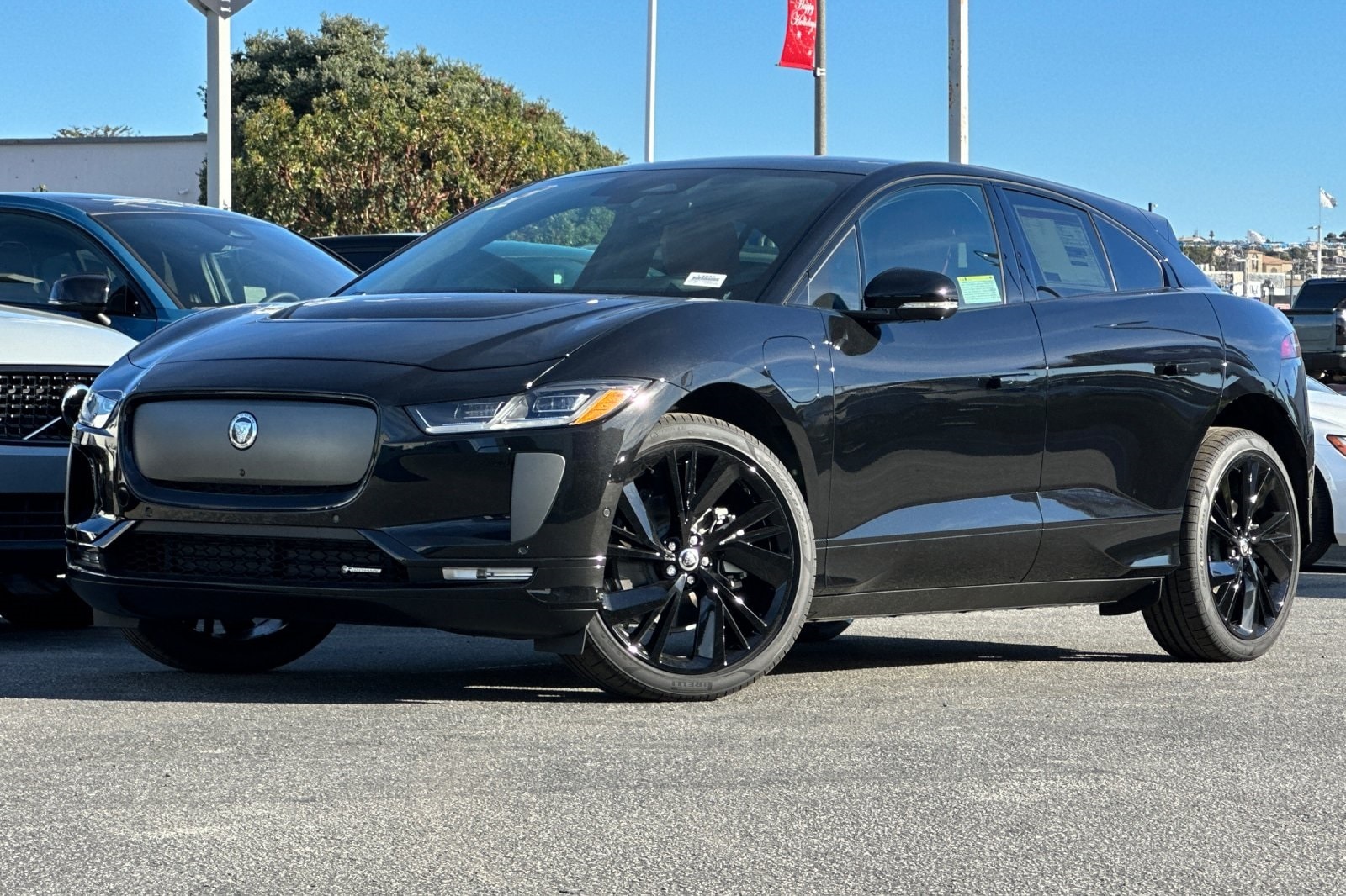 2024 Jaguar I-PACE R-Dynamic HSE's photo