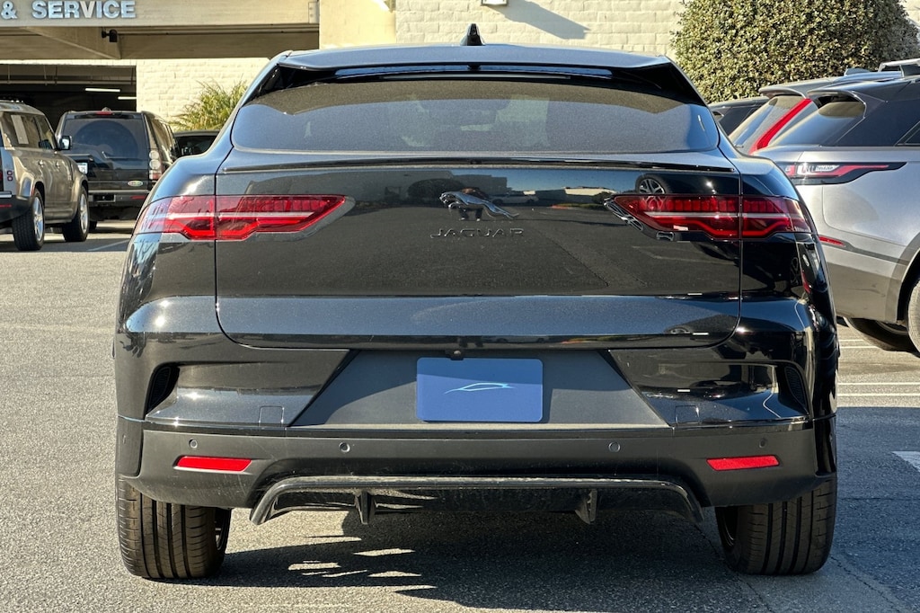 New 2024 Jaguar I-PACE EV400 R-Dynamic HSE SUV