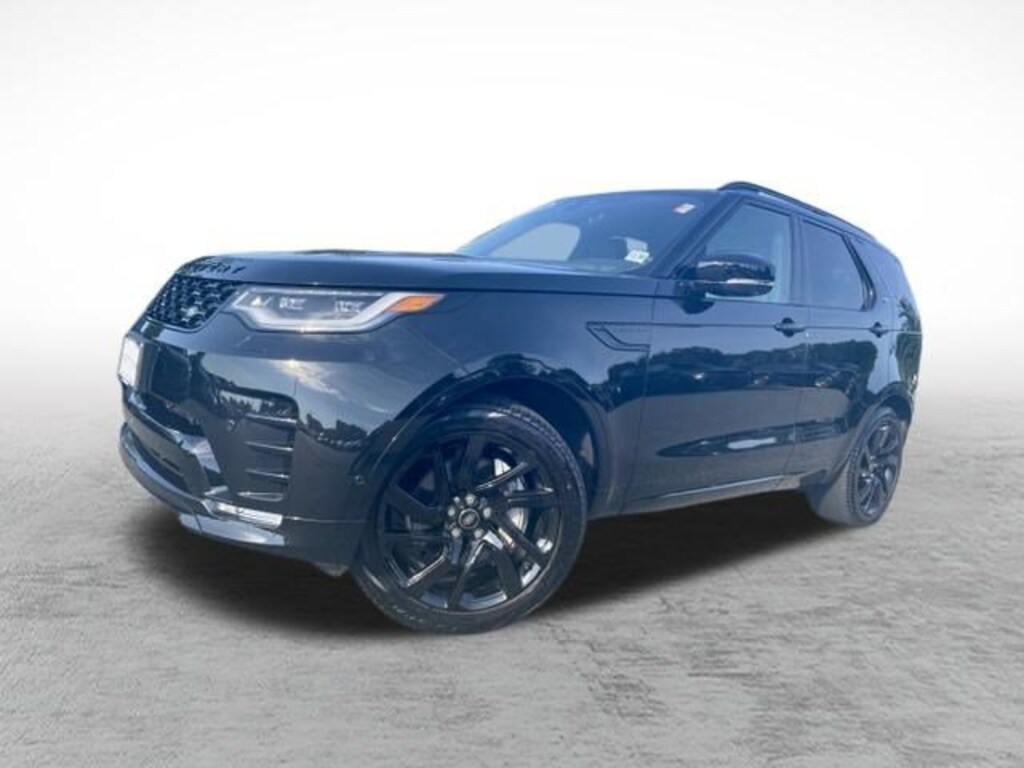 Certified 2025 Land Rover Discovery P300 Dynamic SE SUV