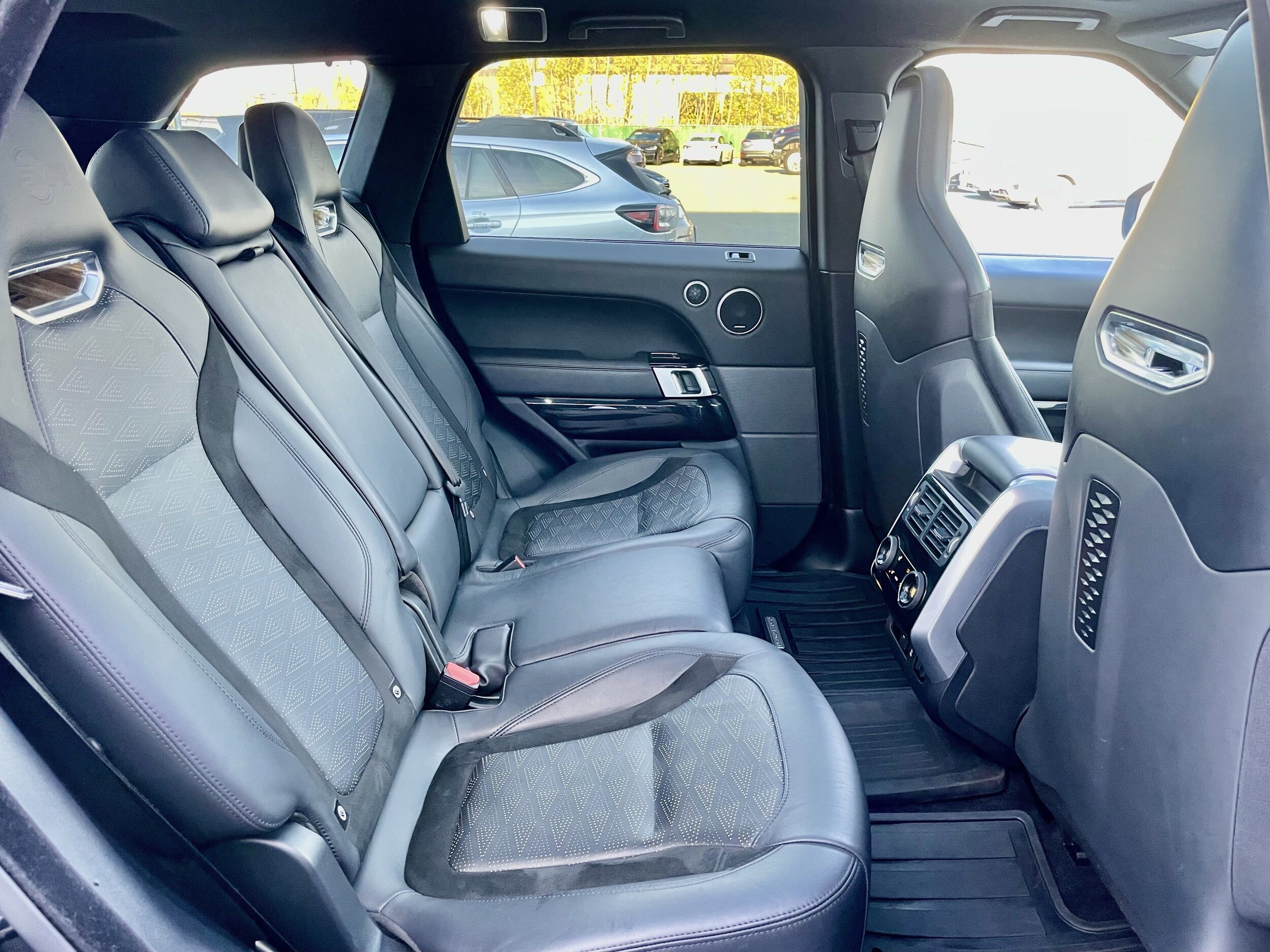 2021 Land Rover Range Rover Sport SVR - Photo 31