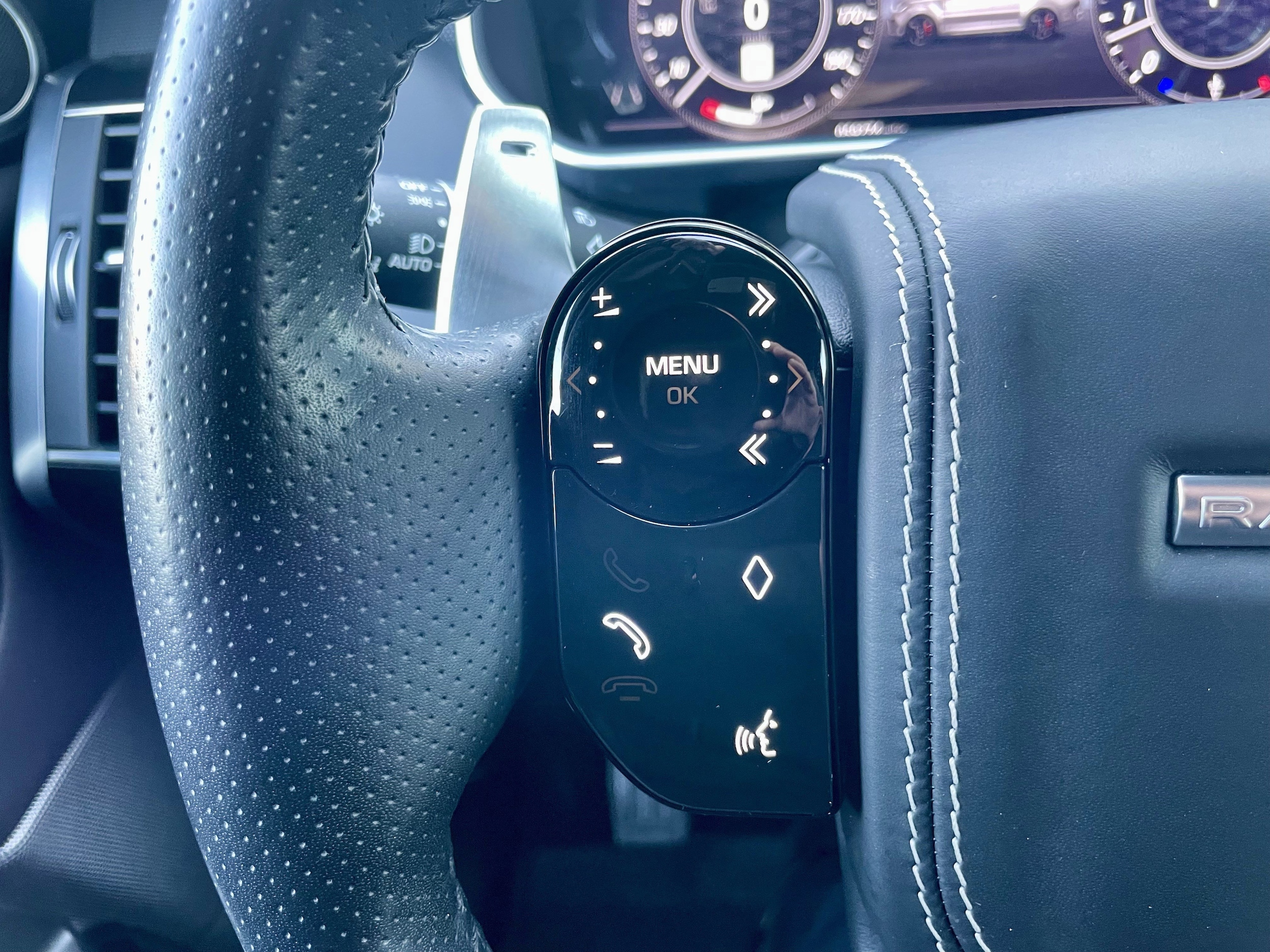 2021 Land Rover Range Rover Sport SVR - Photo 23