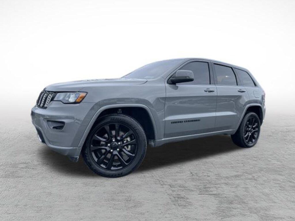 Used 2021 Jeep Grand Cherokee Laredo SUV