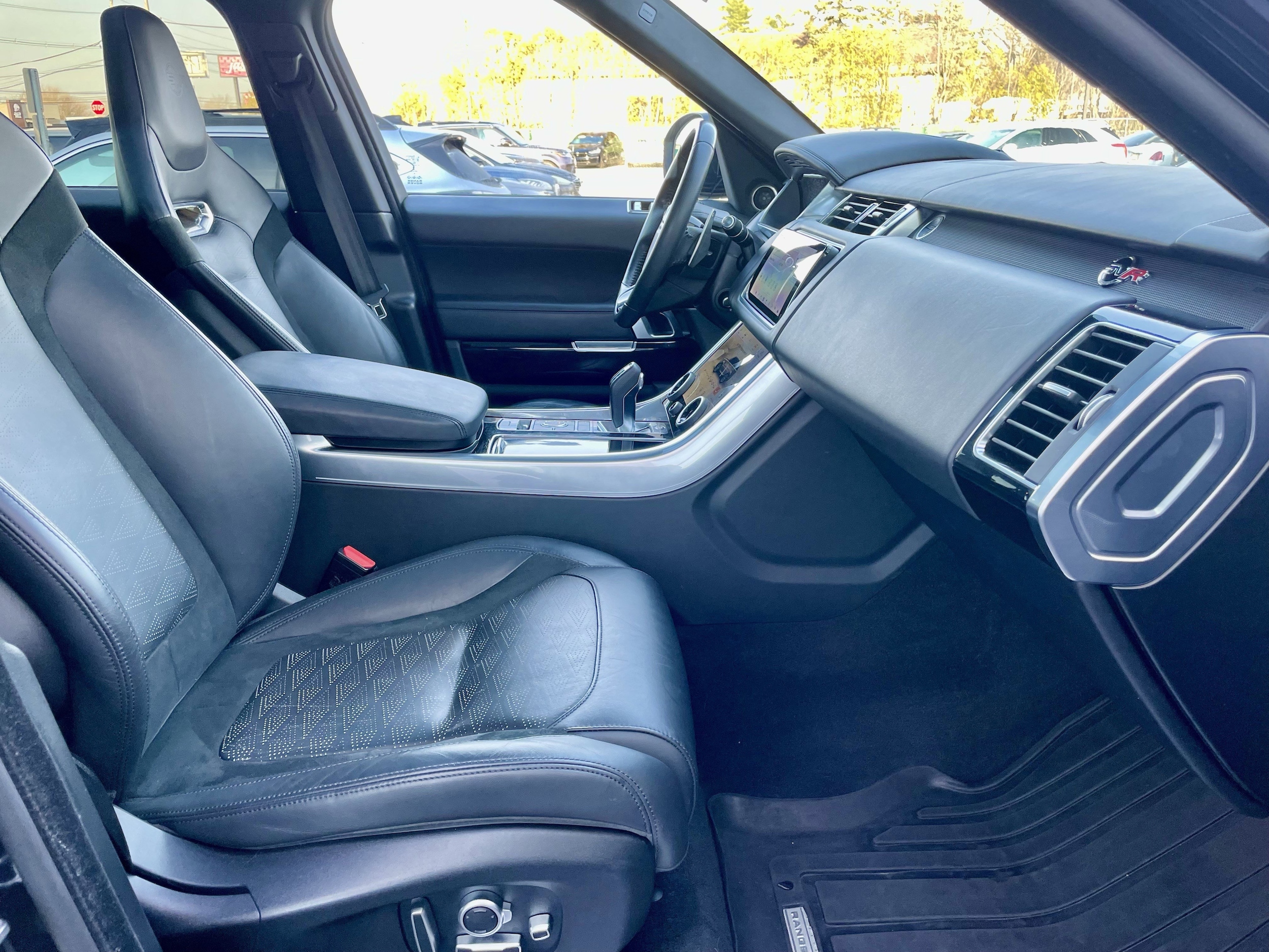 2021 Land Rover Range Rover Sport SVR - Photo 15