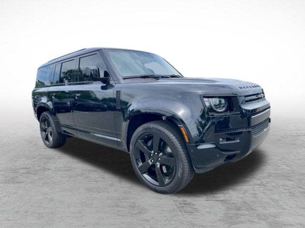Used 2026 Land Rover Defender 130 X-Dynamic SE SUV
