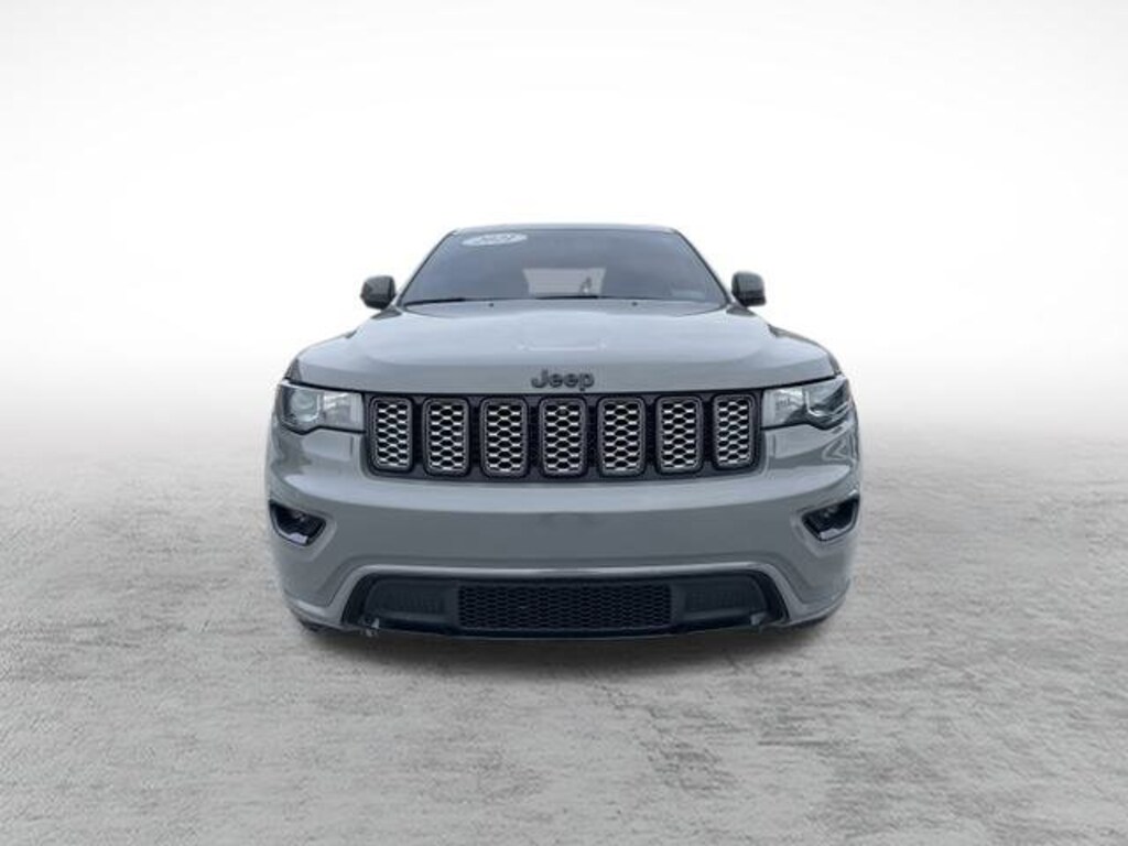 Used 2021 Jeep Grand Cherokee Laredo SUV