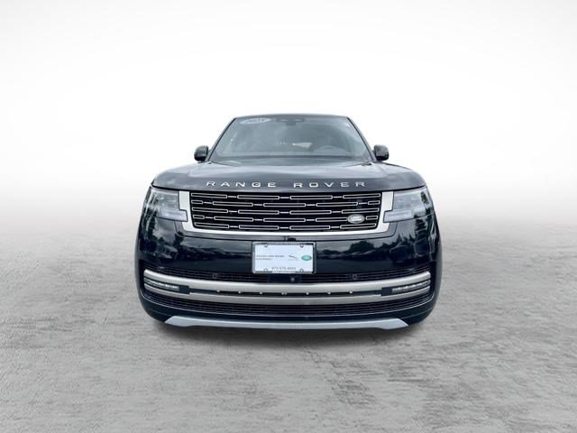 Used 2025 Land Rover Range Rover P400 SE SUV