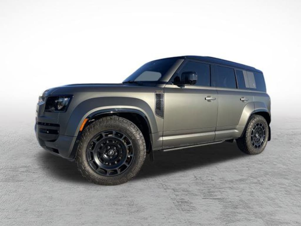 Used 2025 Land Rover Defender 110 OCTA SUV