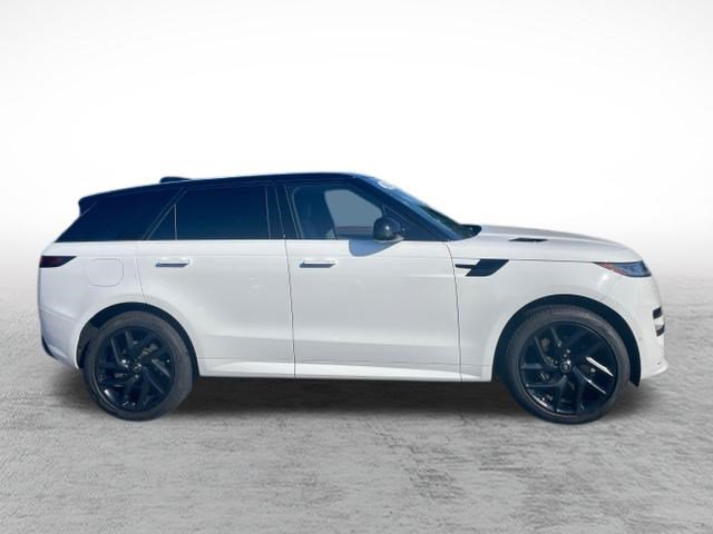 Used 2024 Land Rover Range Rover Sport Dynamic SE SUV