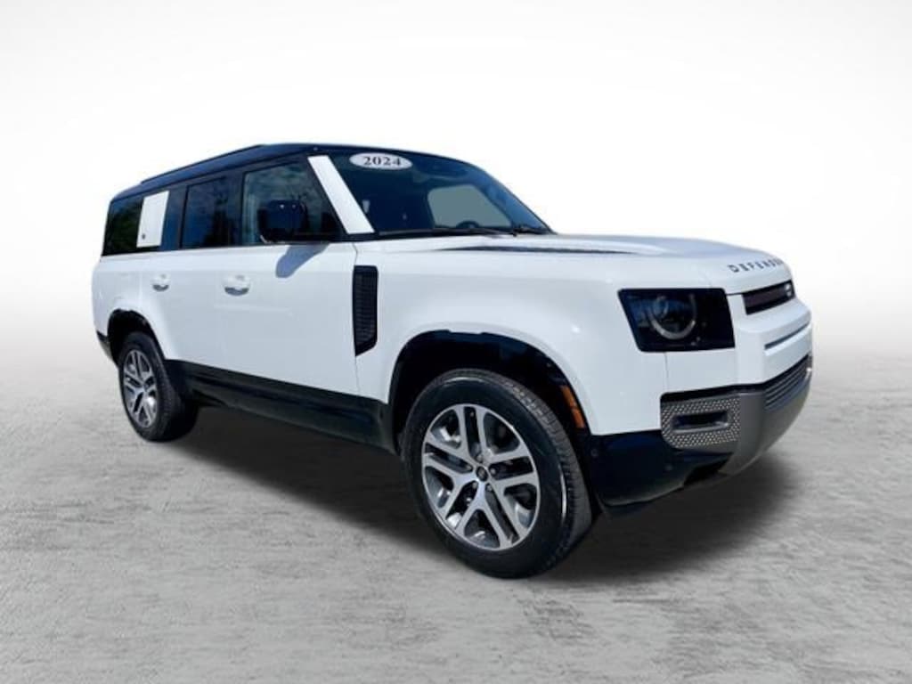 Used 2024 Land Rover Defender 130 X-Dynamic SE SUV