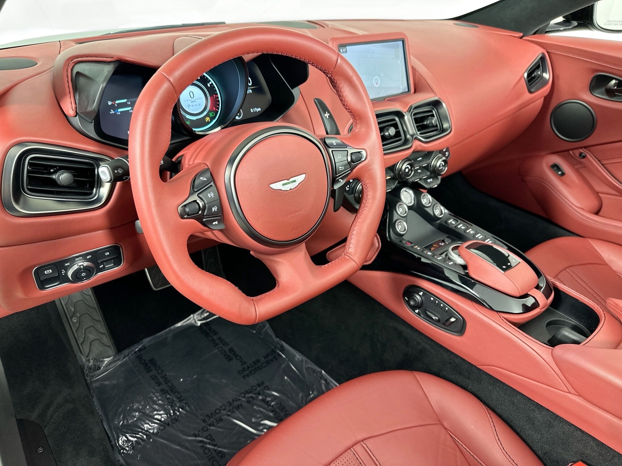2022 Aston Martin Vantage Roadster photo 3