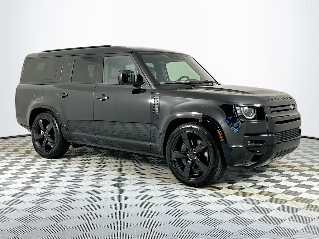 Used 2026 Land Rover Defender 130 X-Dynamic SE SUV