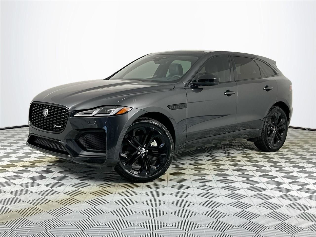 2025 Jaguar F-PACE R-Dynamic S